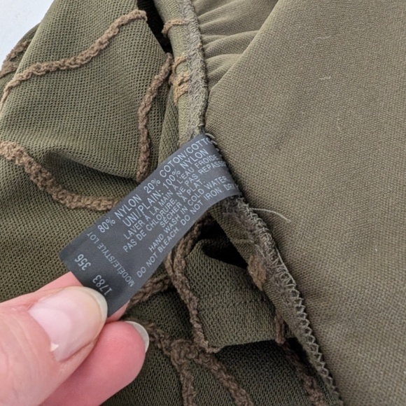 *Free with Purchase* Vintage Donna Karen Knee Length Pencil Skirt Mid Low Rise - Picture 8 of 9